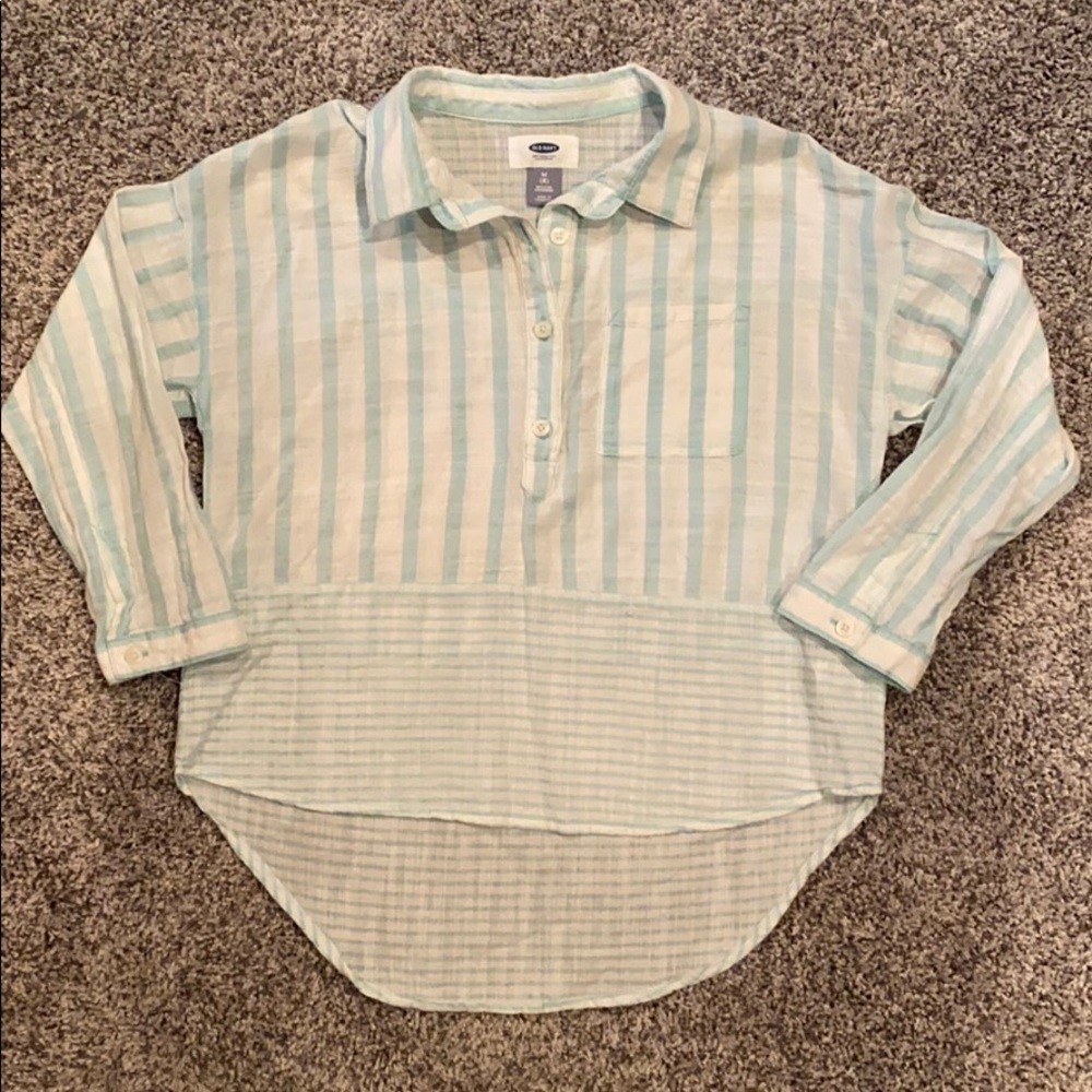 Old Navy Blouse size Medium (8)